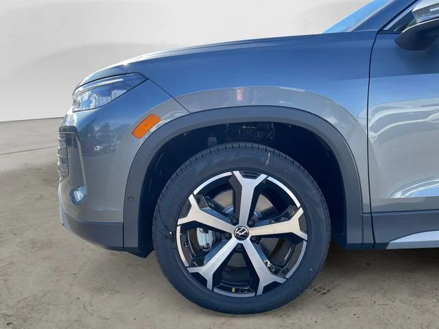 New 2026 Silver Volkswagen 2.0T SE image 14