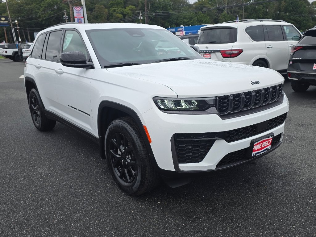 Used 2026 Bright White Clear Coat Jeep Altitude image 9