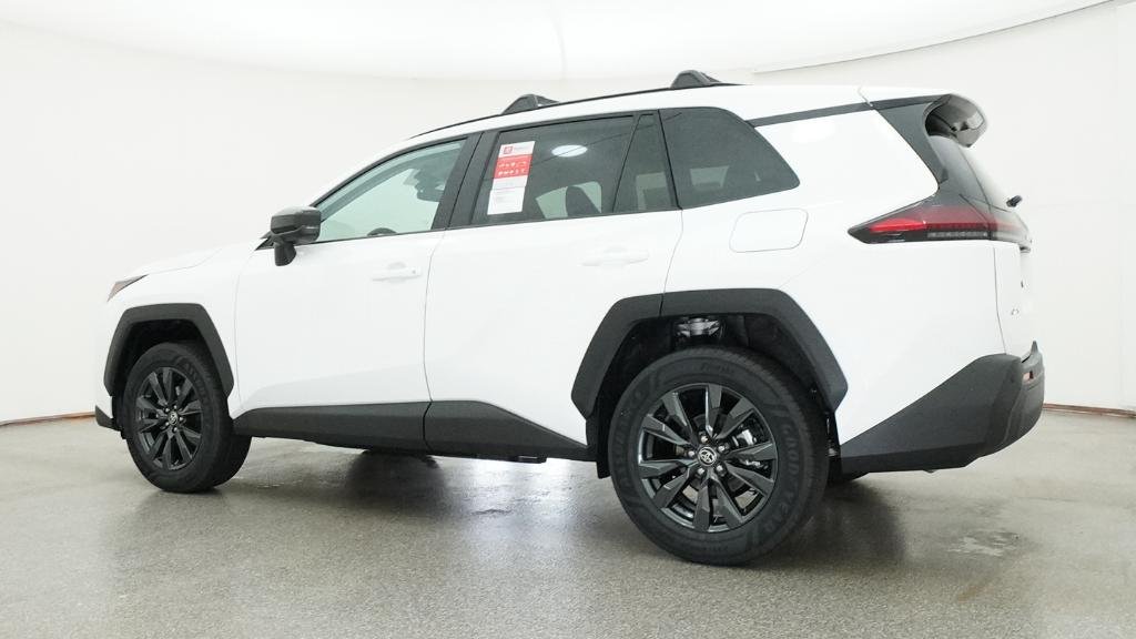 New 2026 Ice Cap Toyota XLE Premium image 3