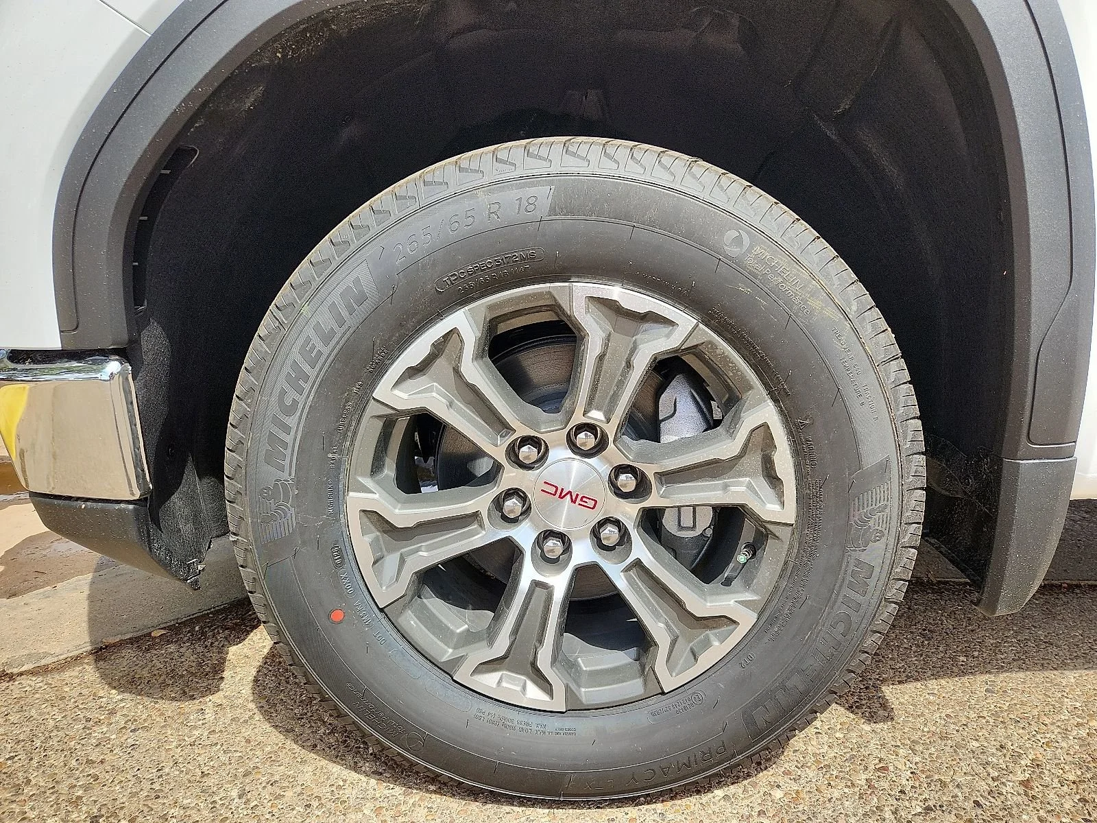 2026 GMC Sierra 1500 SLE - Photo 6