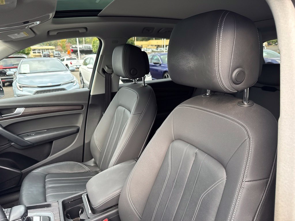 Used 2021 Gray Metallic Audi 45 Premium image 4