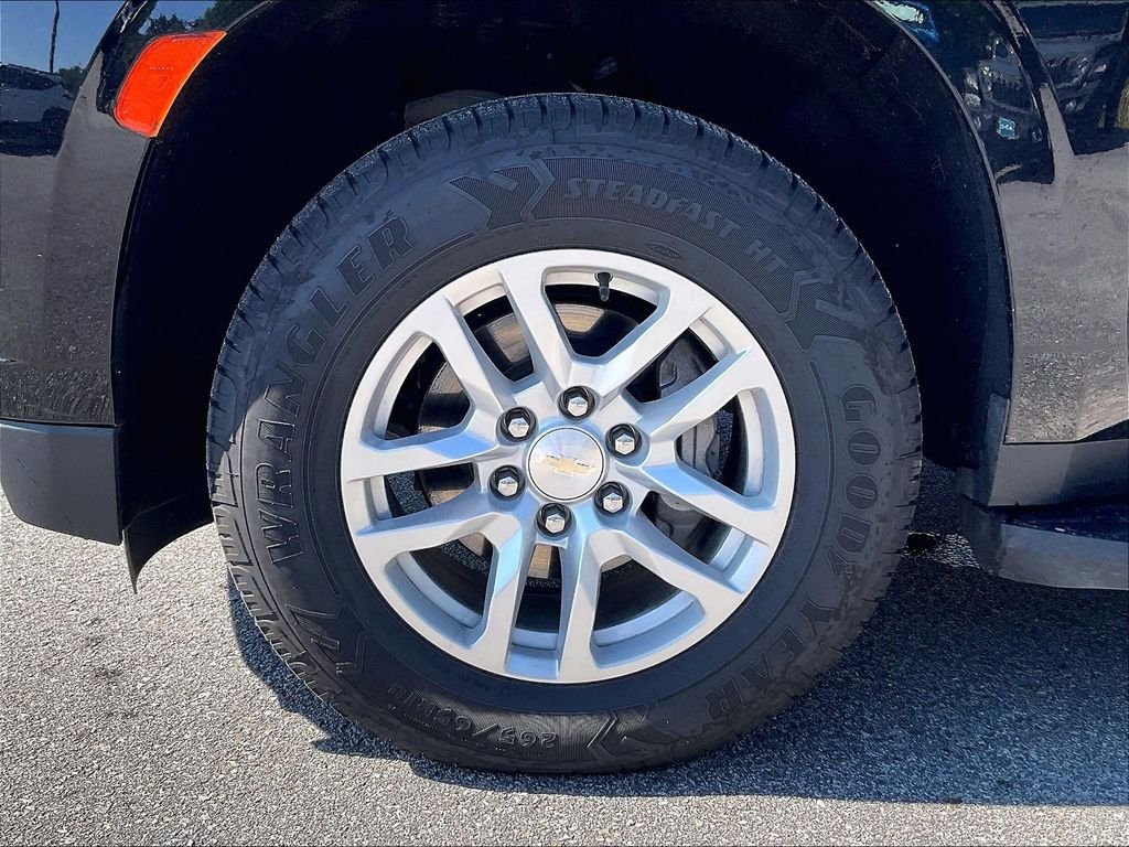 Used 2021 Black Chevrolet LS image 7