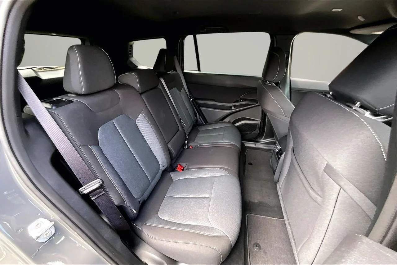 New 2026 Sting-Gray Clearcoat Jeep Laredo image 17