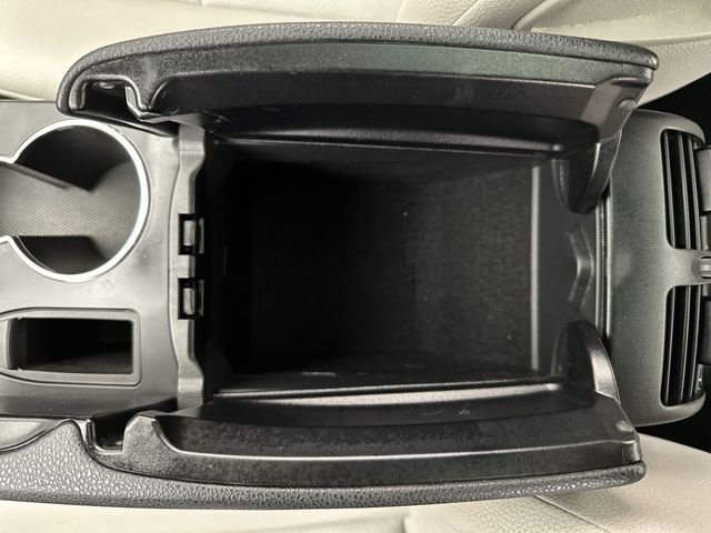 Used 2011 Silver Mercedes-Benz C 300 image 19