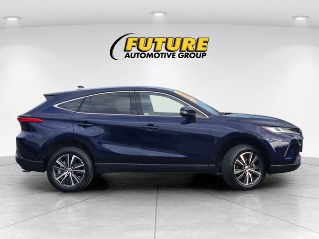 Used 2024  Toyota LE image 3