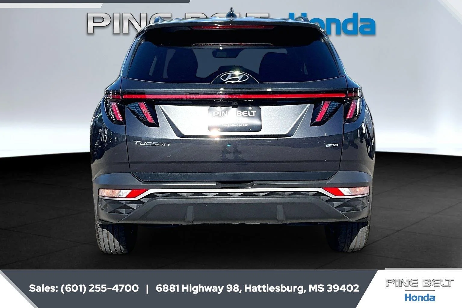 Used 2023 Portofino Gray Hyundai SEL image 4