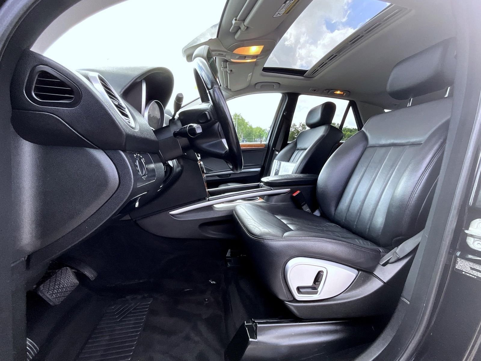Used 2006 Black Mercedes-Benz ML 350 image 11