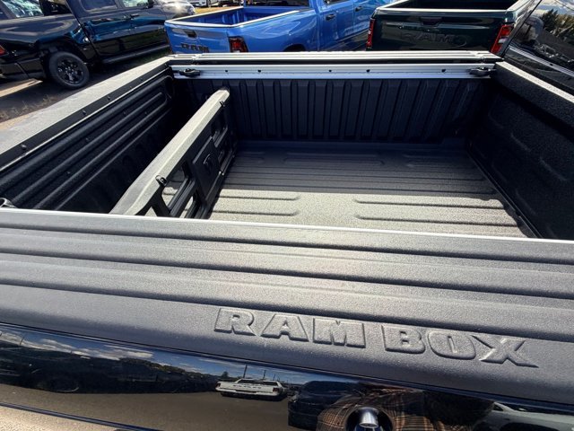 New 2027 Diamond Black Crystal Pearl-Coat Exterior Paint RAM Laramie image 13