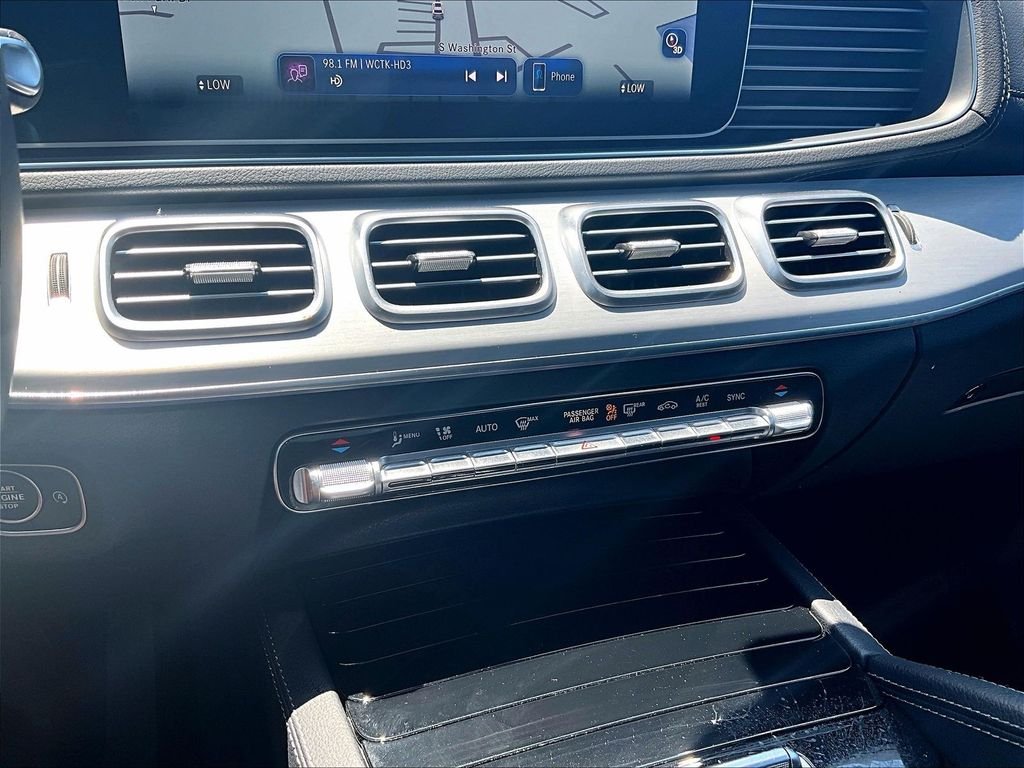 Used 2025 White Mercedes-Benz GLS 450 image 27