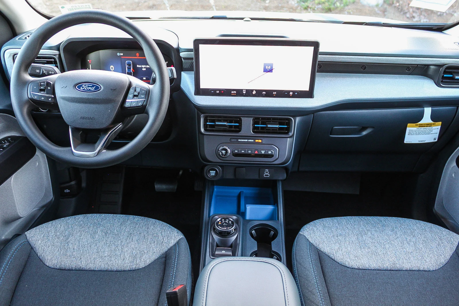 New 2026 Oxford White Ford XLT image 14