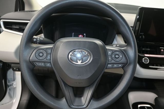 New 2026 Ice Cap Toyota LE image 5