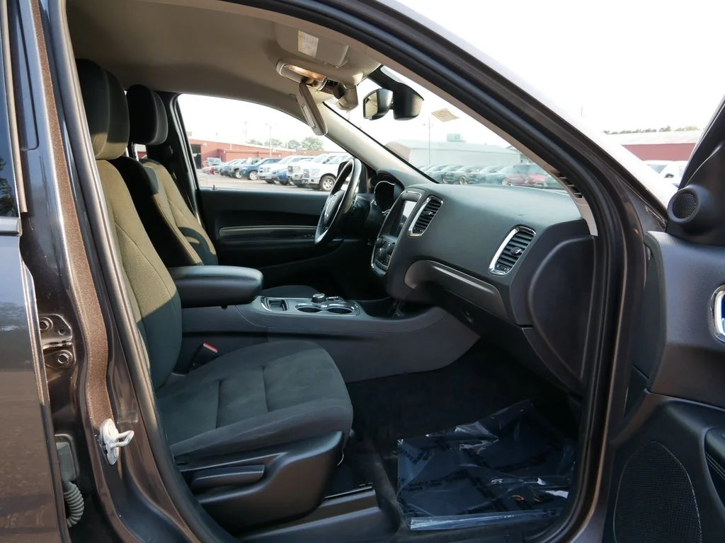 Used 2015 Gray Dodge SXT image 8