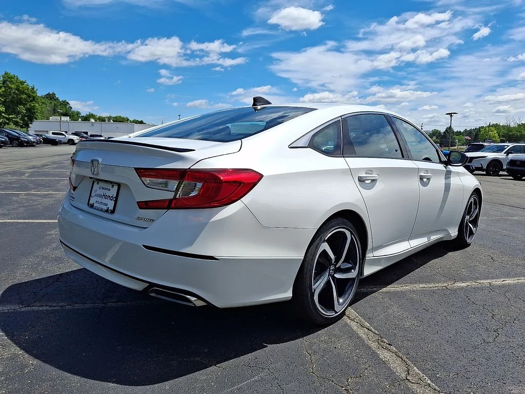 2022 Honda Accord Sport - Photo 6