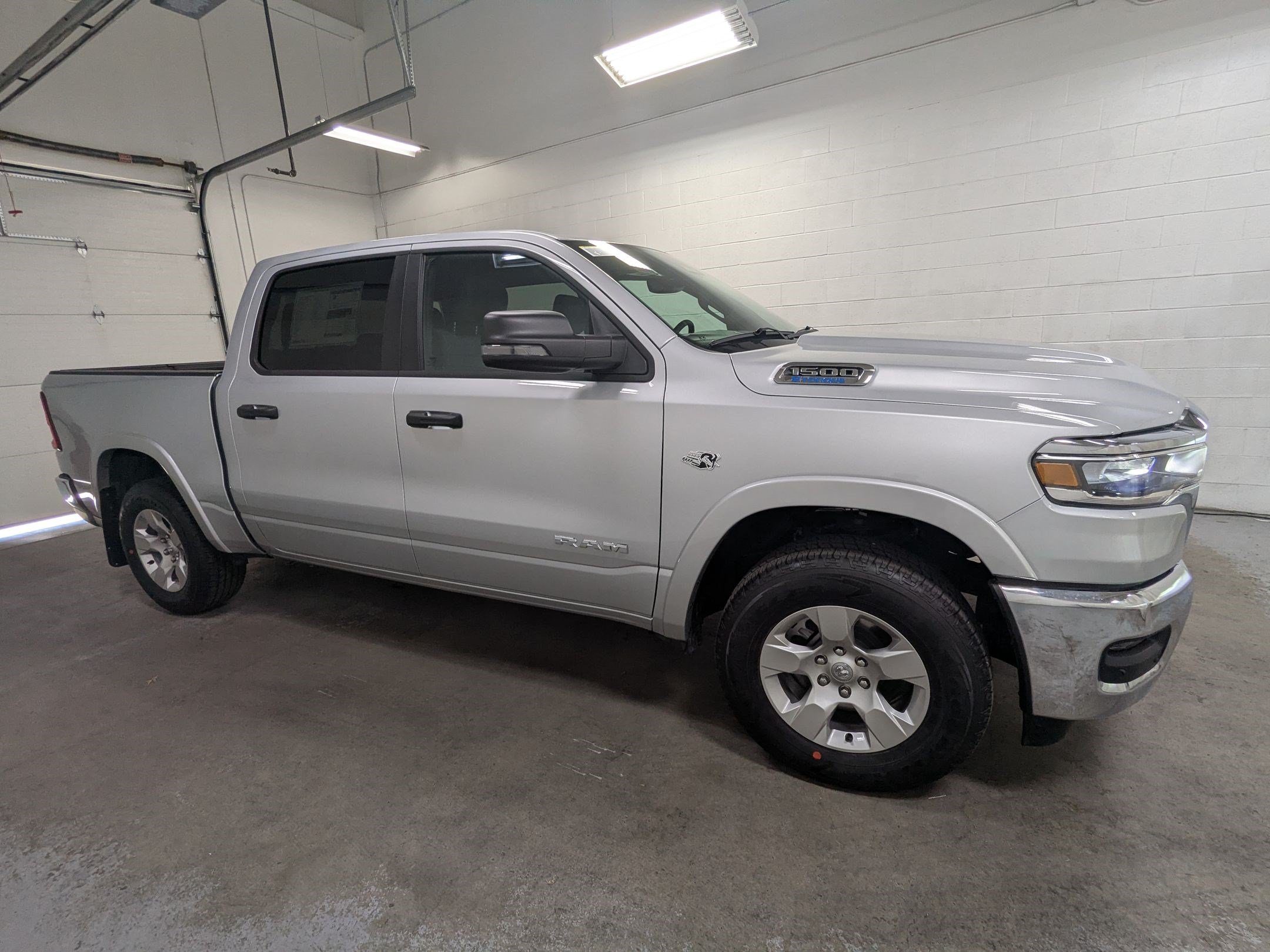 New 2026 Silver Zynith Exterior Paint RAM Big Horn image 3