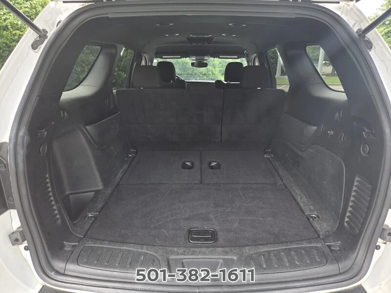 Used 2023 White DODGE SXT RWD image 13