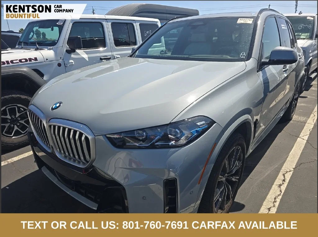 Used 2026 Gray BMW xDrive40i image 1