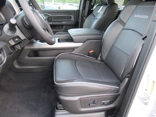New 2026 Bright White Clear-Coat Exterior Paint RAM Laramie image 17