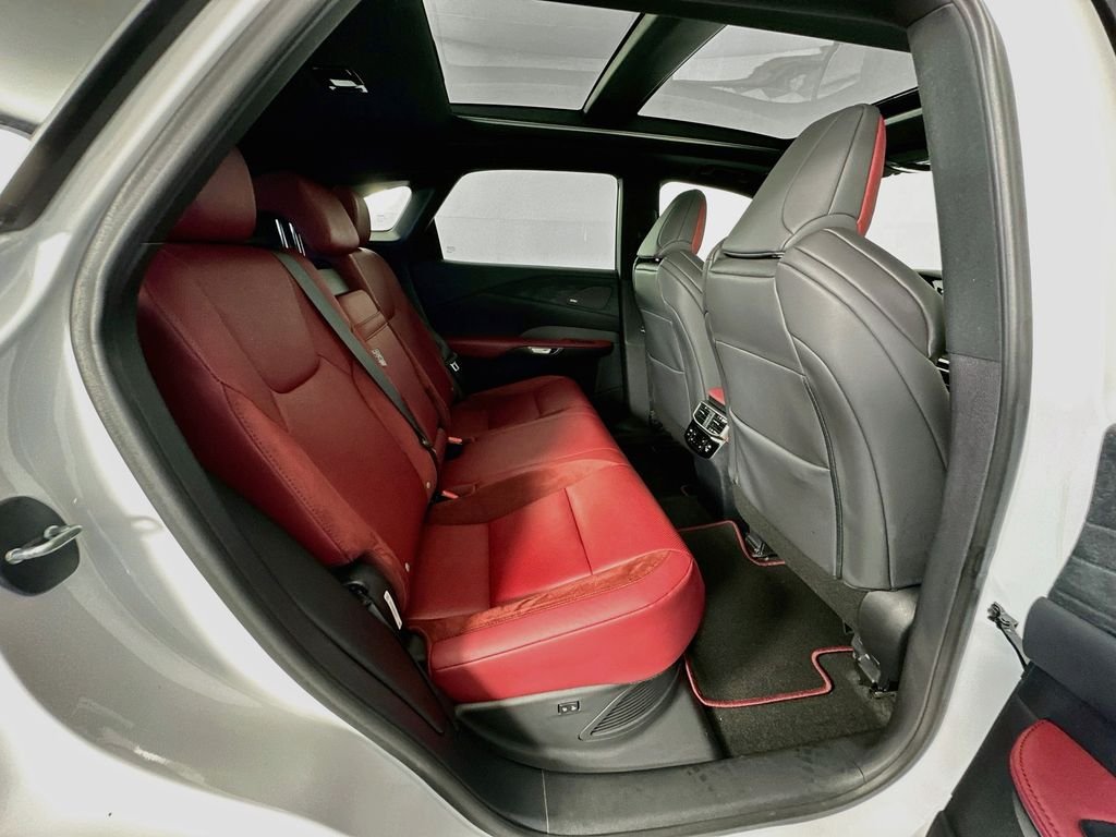 Used 2024 Ultra White Lexus 500h F SPORT Performance image 28