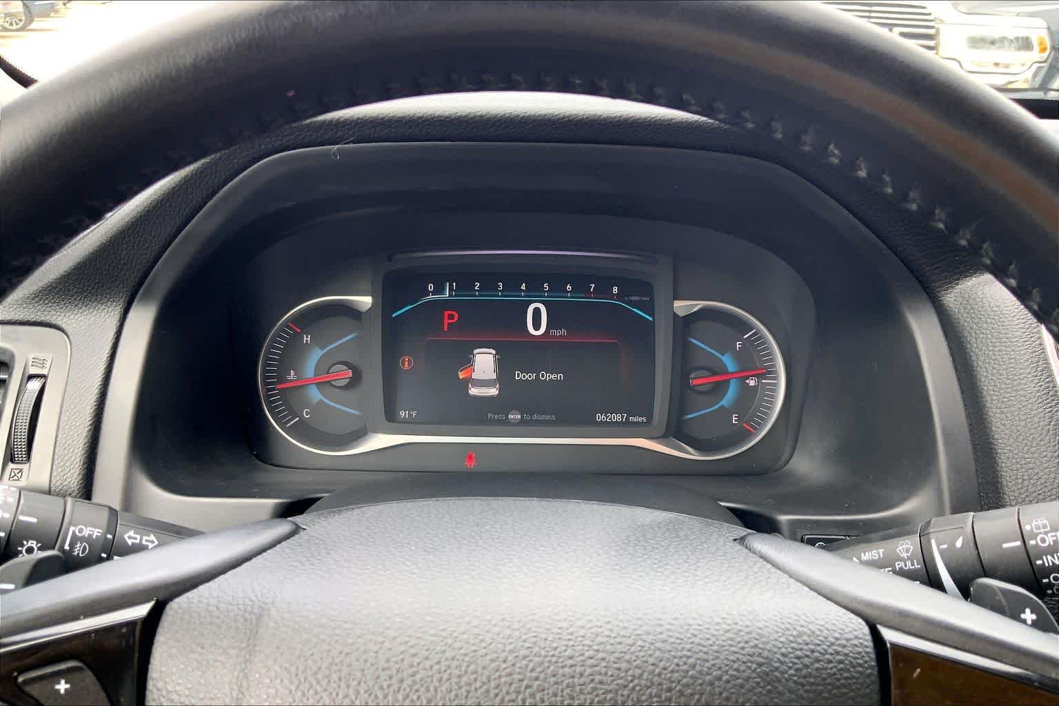 Used 2021 Modern Steel Metallic Honda Touring 7-Passenger image 26