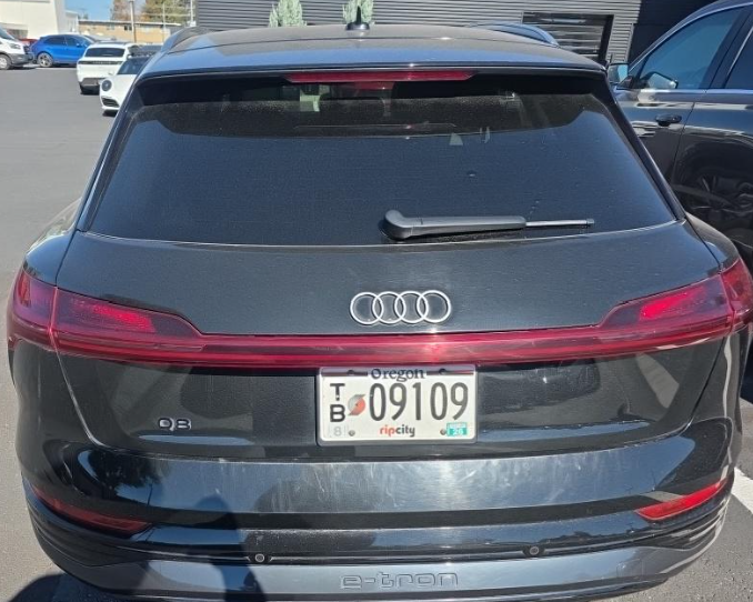 Used 2024 Black Audi Premium Plus image 4