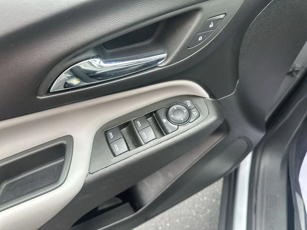 Used 2024 Gray Chevrolet LS image 19