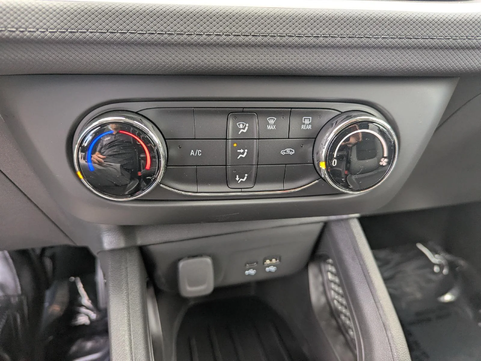 2026 Chevrolet Trailblazer LS - Photo 40