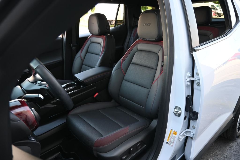 Used 2026 Polar White Chevrolet RS image 21