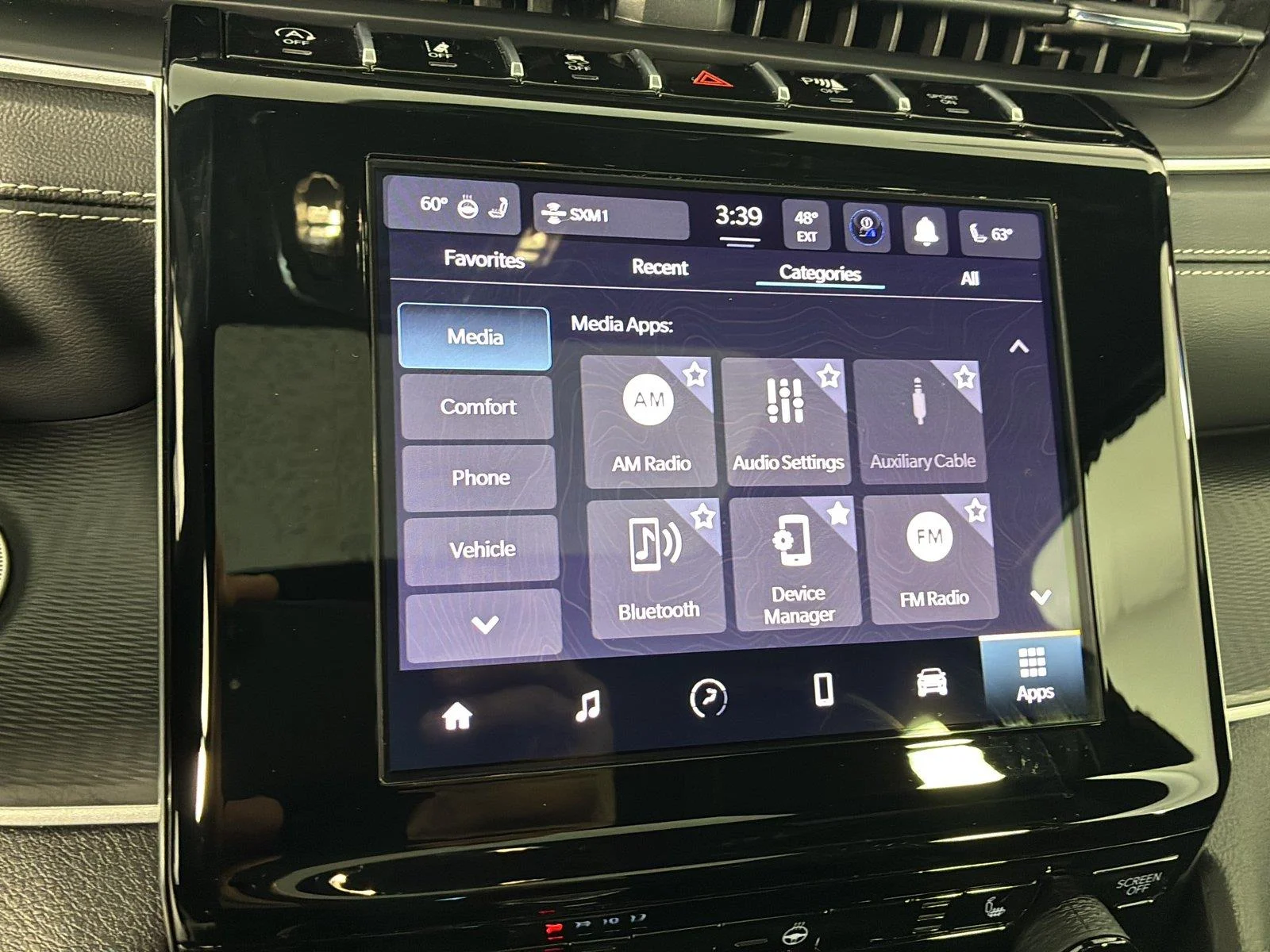 Used 2024 Silver Zynith Jeep Laredo X image 33