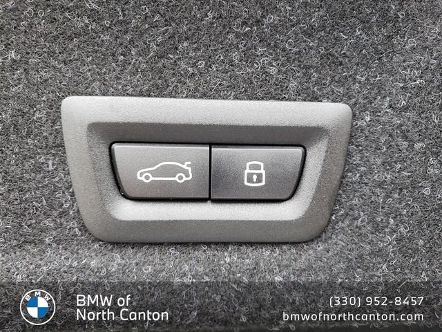2026 BMW 3 Series 330i - Photo 6