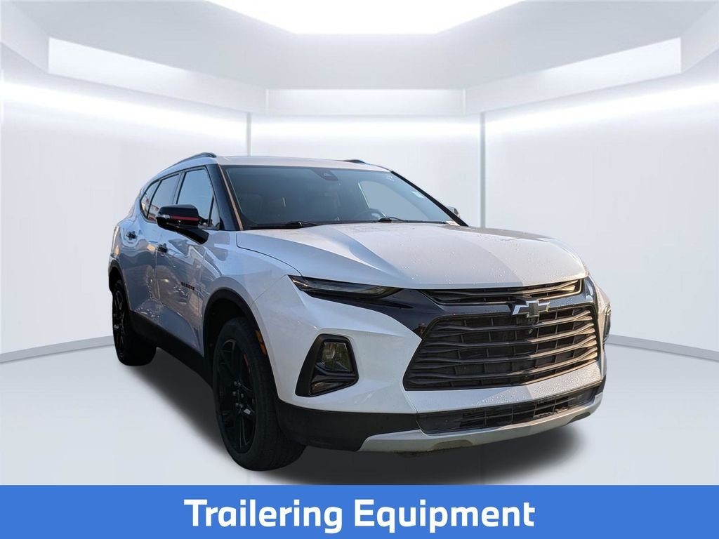Used 2021 White Chevrolet LT image 5