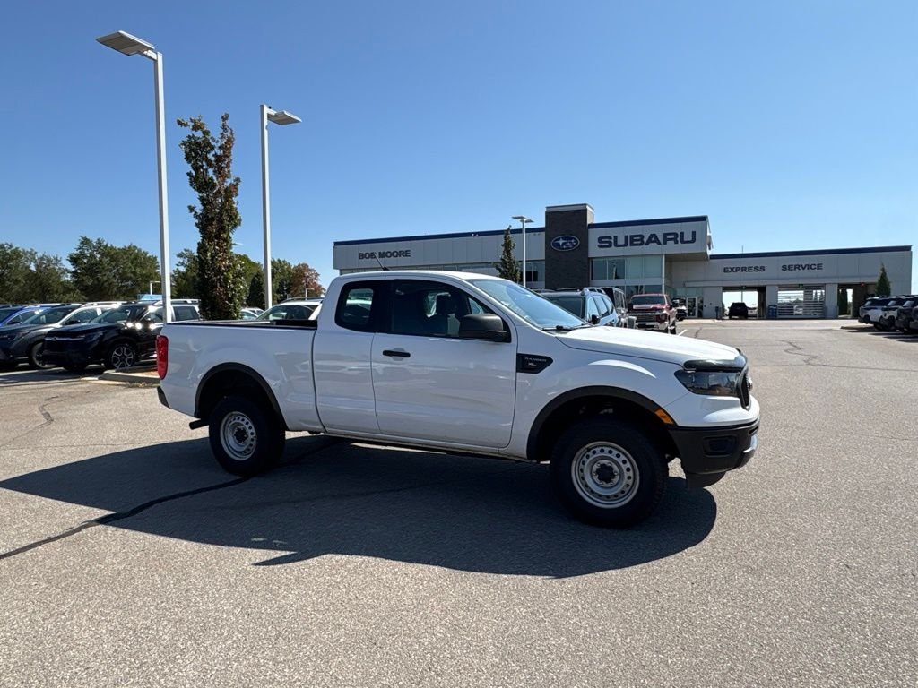 Used 2019 White Ford XL image 1