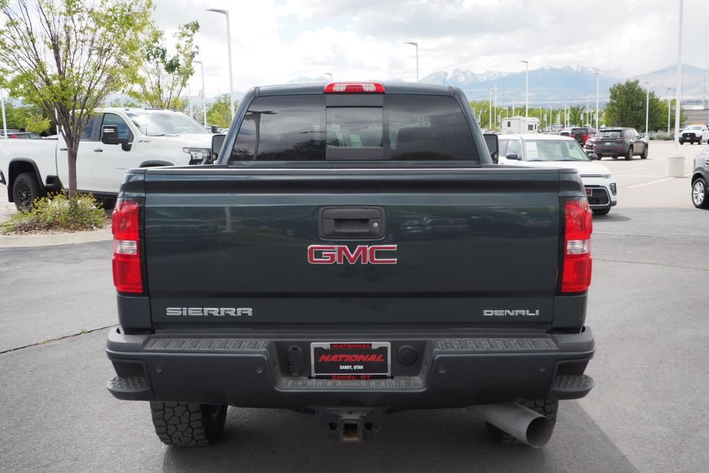 Used 2017 Gray GMC Denali image 6