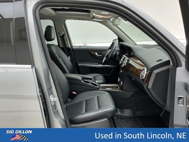 Used 2015 Silver Mercedes-Benz GLK 350 image 26