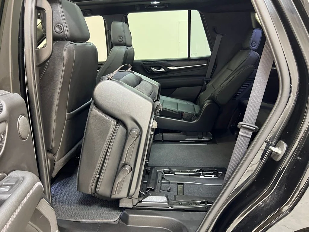 Used 2022 Black GMC Denali image 26