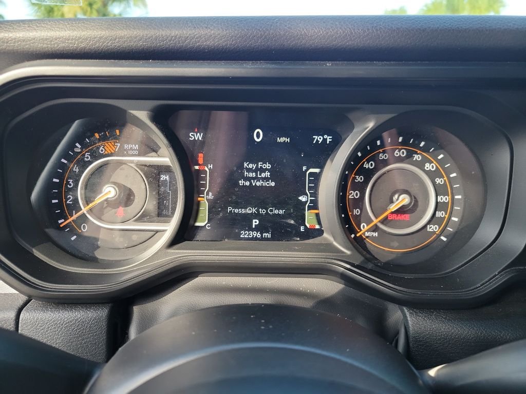 Used 2024 Black Clearcoat Jeep Sport S image 30