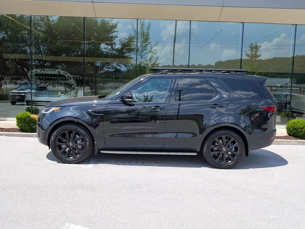 New 2026 Santorini Black Land Rover S image 2