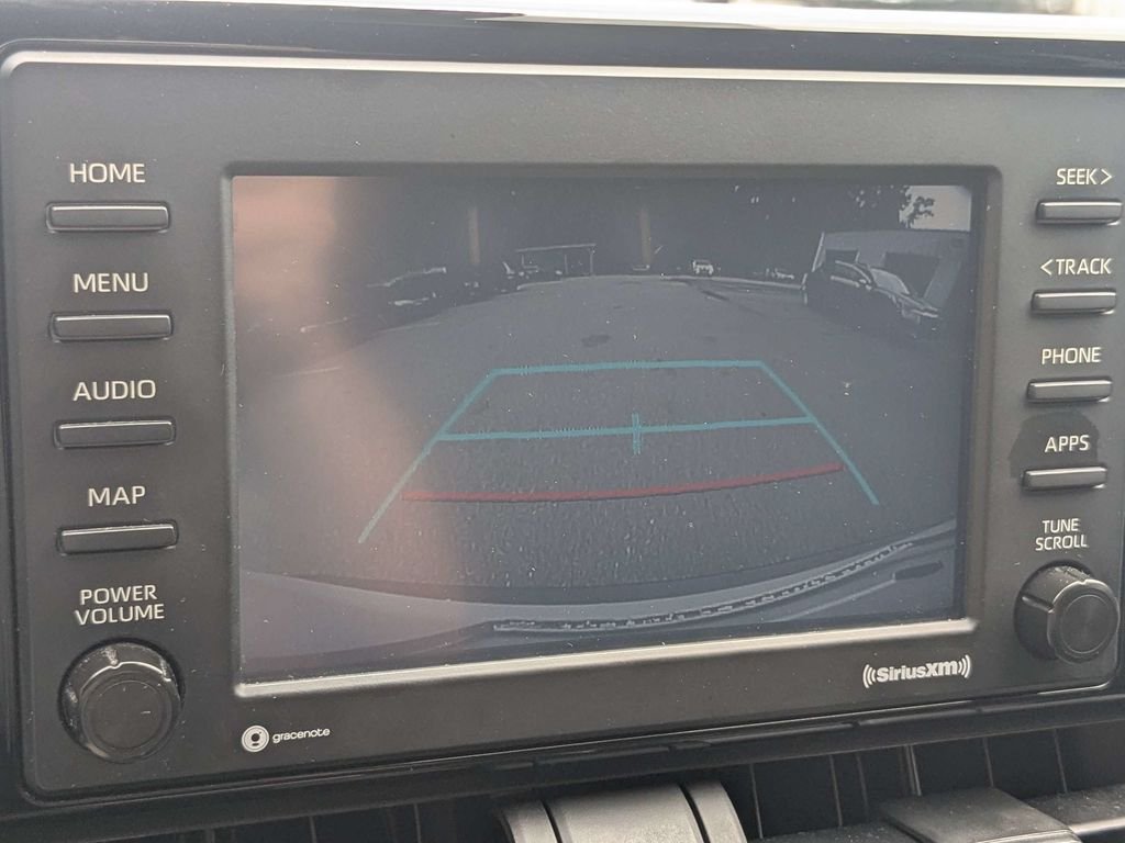 Used 2022 White Toyota XLE image 21
