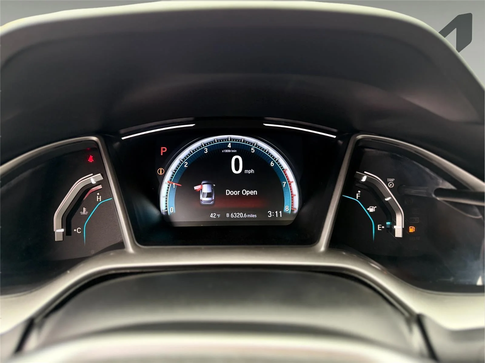 Used 2019 Lunar Silver Metallic Honda EX-L image 17