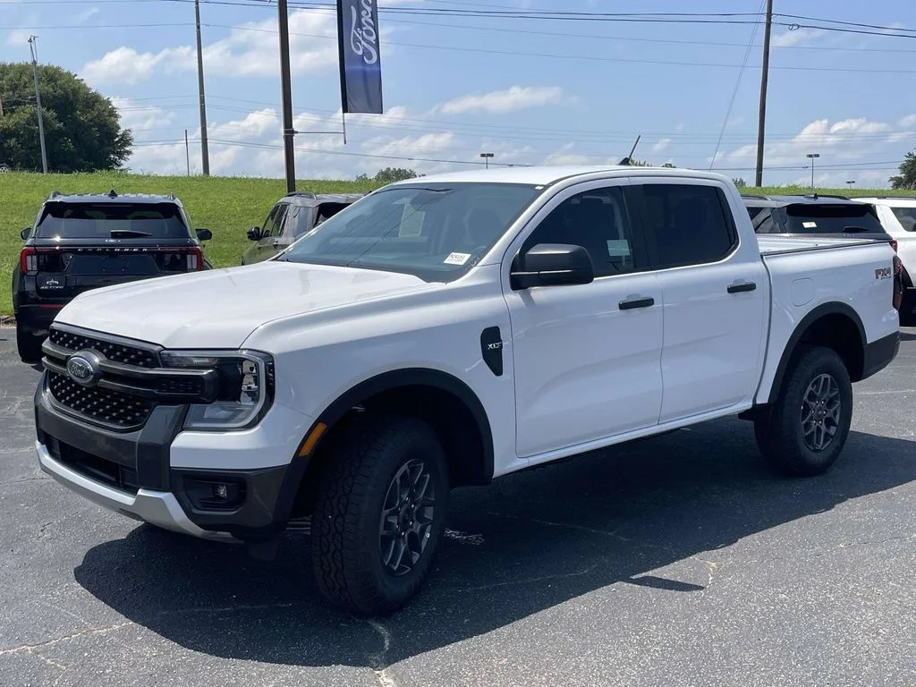 New 2026 White Ford XLT image 7