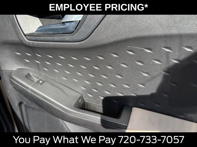 Used 2020 Gold Ford SEL image 19