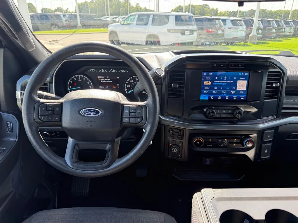Used 2023 White Ford XL image 9