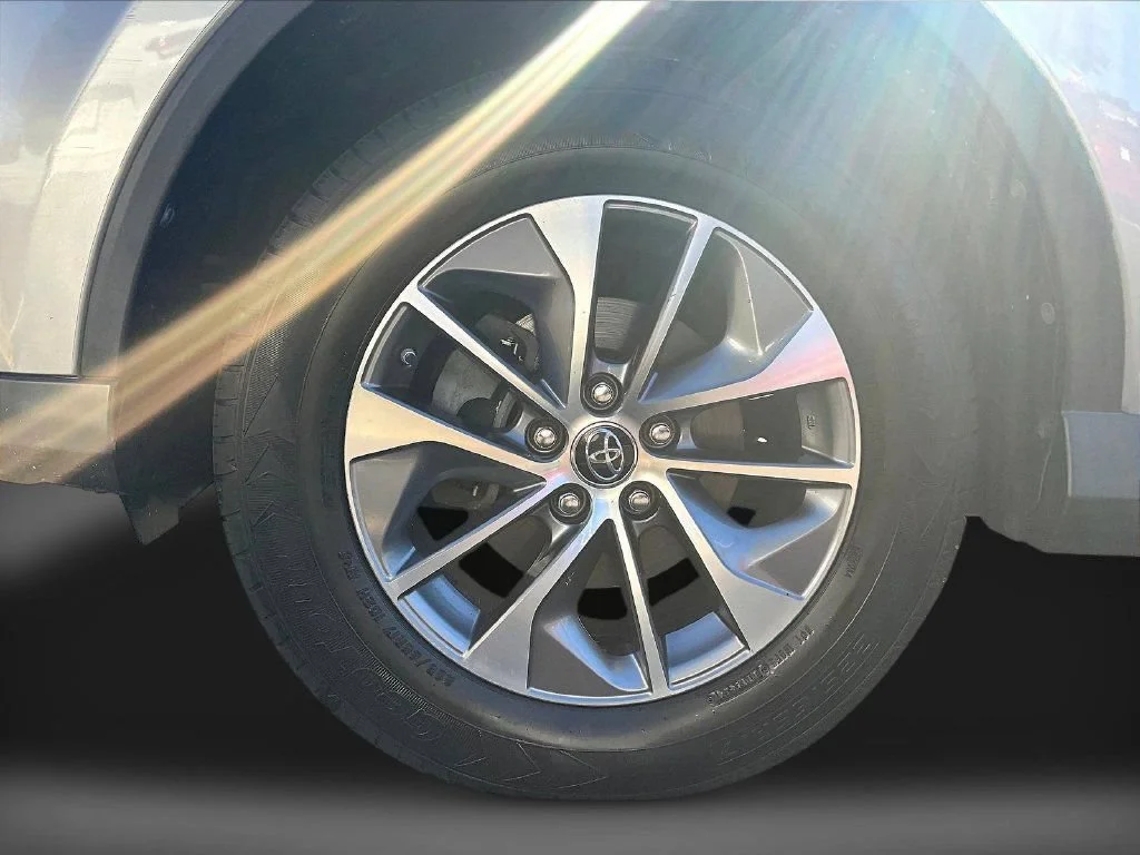 Used 2018 Silver Sky Metallic Toyota LE image 30