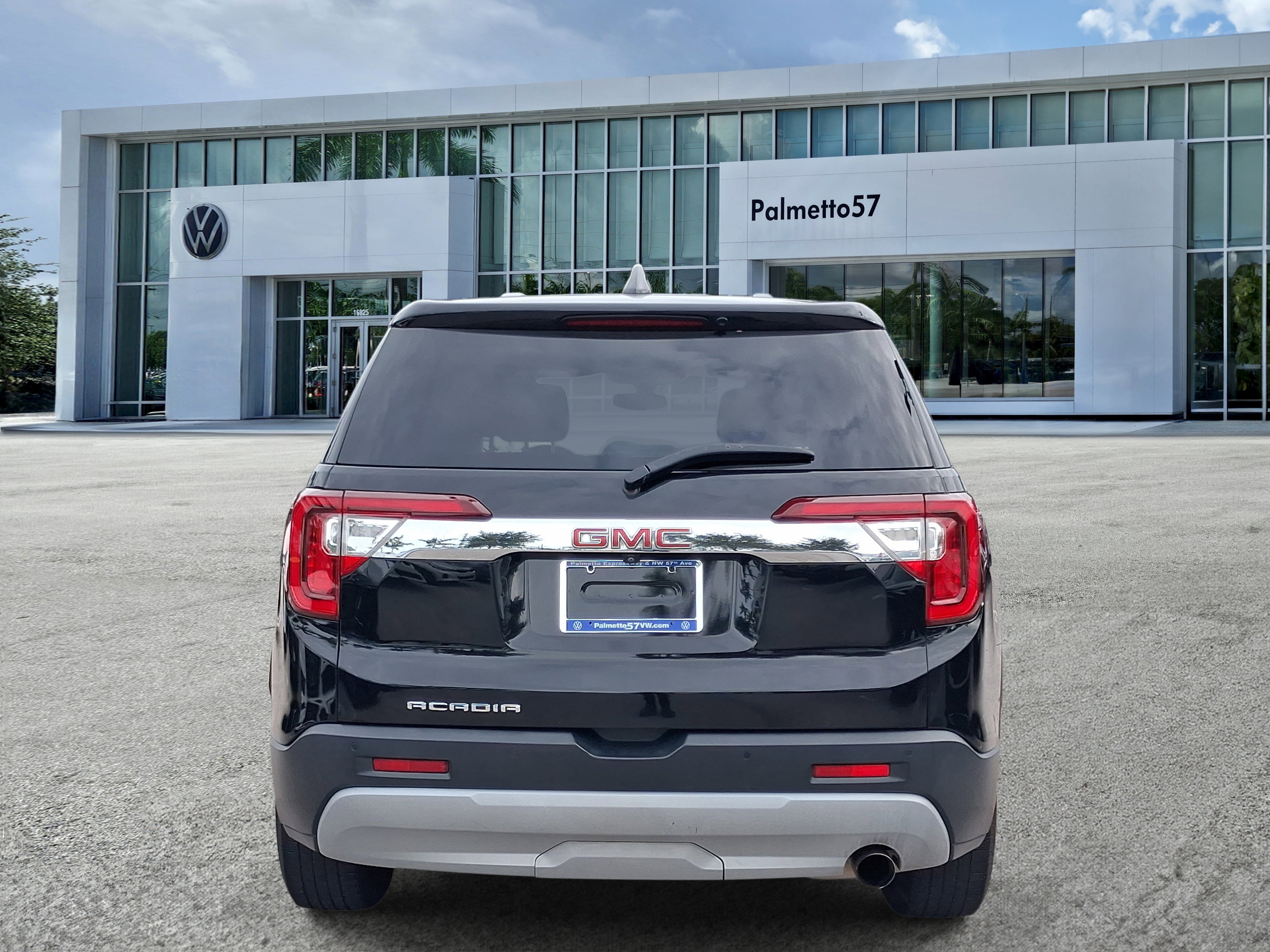 Used 2021 Black GMC SLE image 5