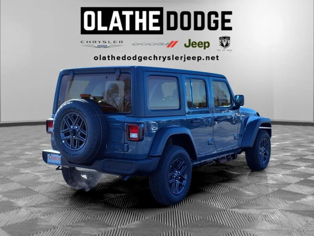 New 2026 Anvil Clear-Coat Exterior Paint Jeep Sport image 27