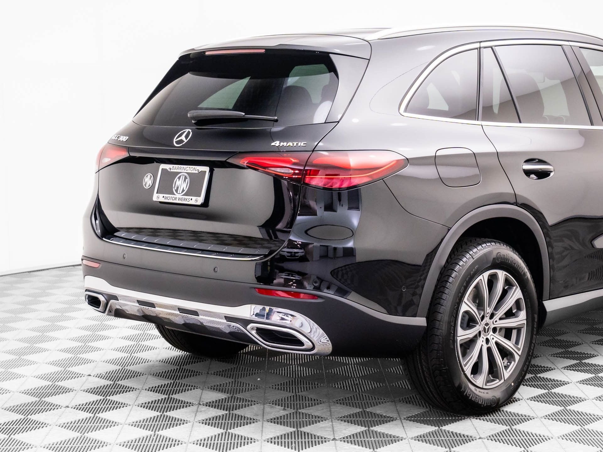 New 2026 Black Mercedes-Benz GLC 300 image 34