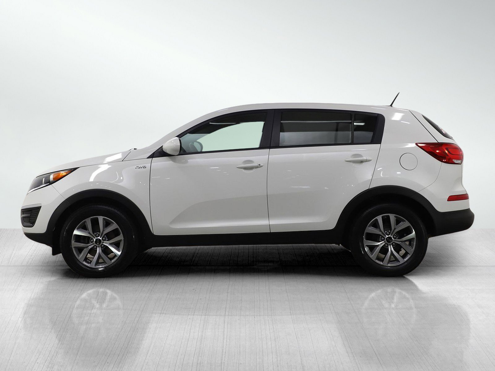 Used 2016 Kia Sportage LX with VIN KNDPBCAC4G7868264 for sale in Burnsville, Minnesota