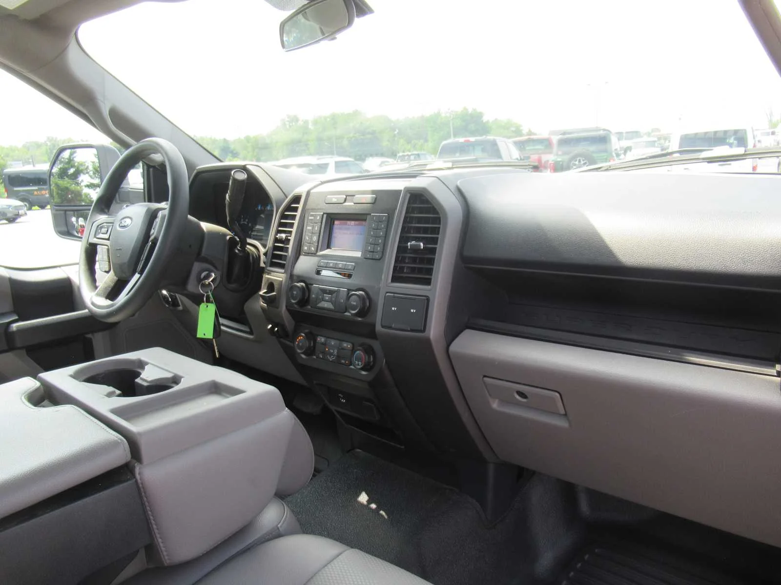 Certified Used 2022 Oxford White Ford XL image 15