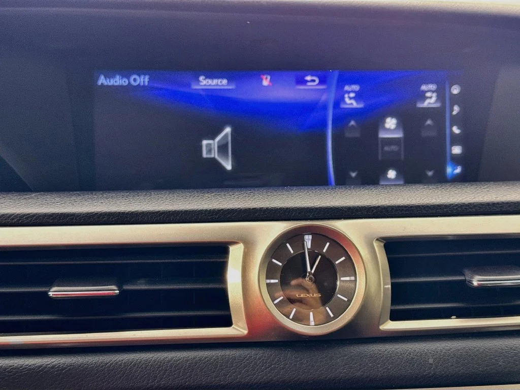 Used 2016 Gray Pearl Lexus 350 image 18