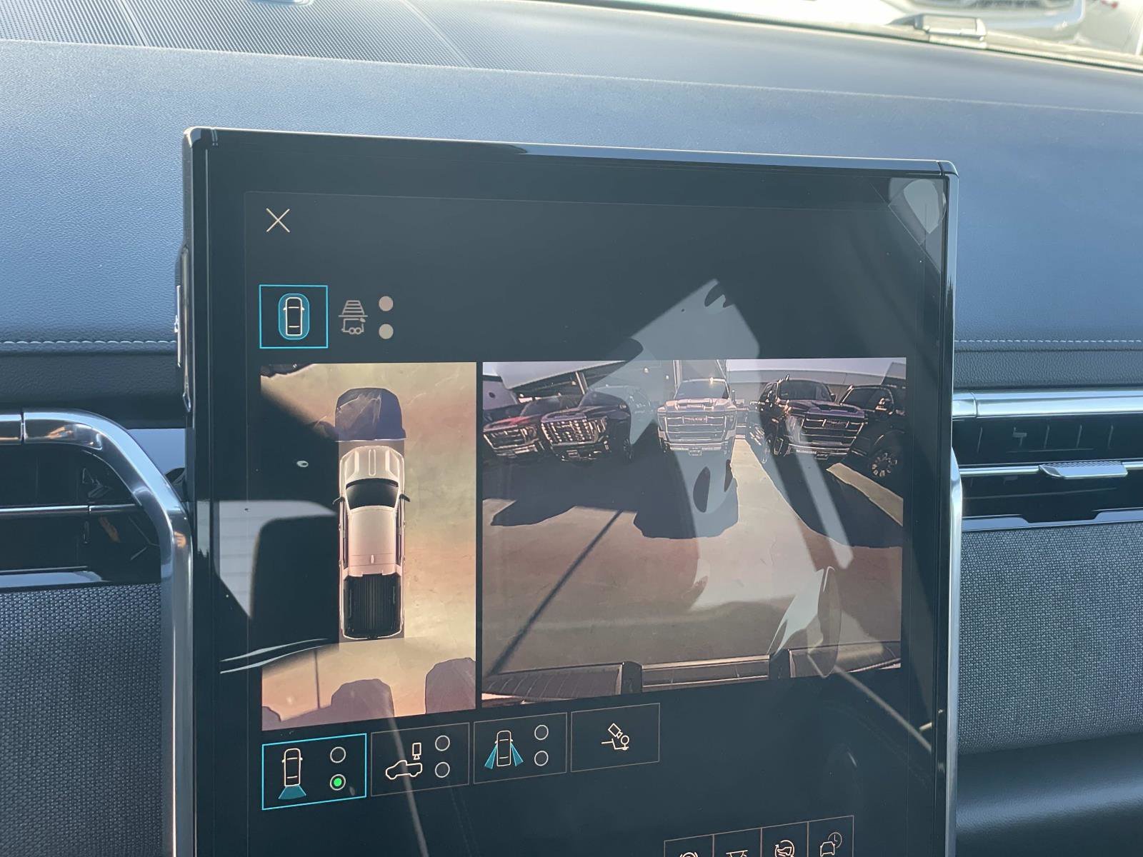 2026 GMC Sierra EV Elevation - Photo 14