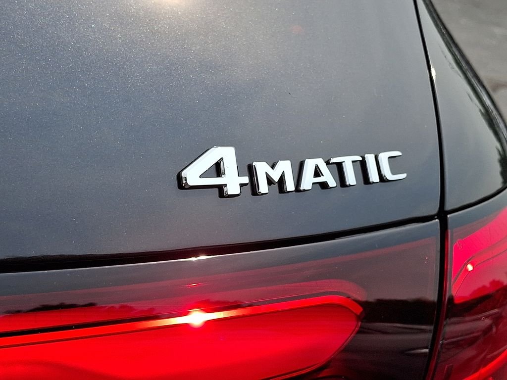 New 2027 Graphite Grey Metallic Mercedes-Benz GLC 300 image 20